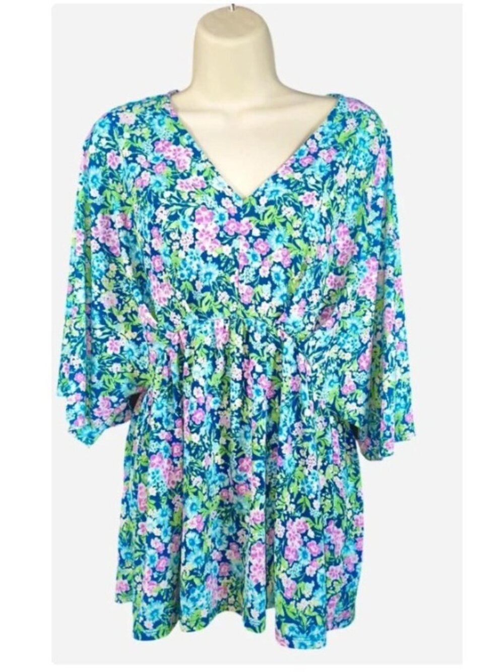 Dear Scarlett Floral V-Neck Peplum Top With Short Sleeve Dolman Sleeves-Medium
